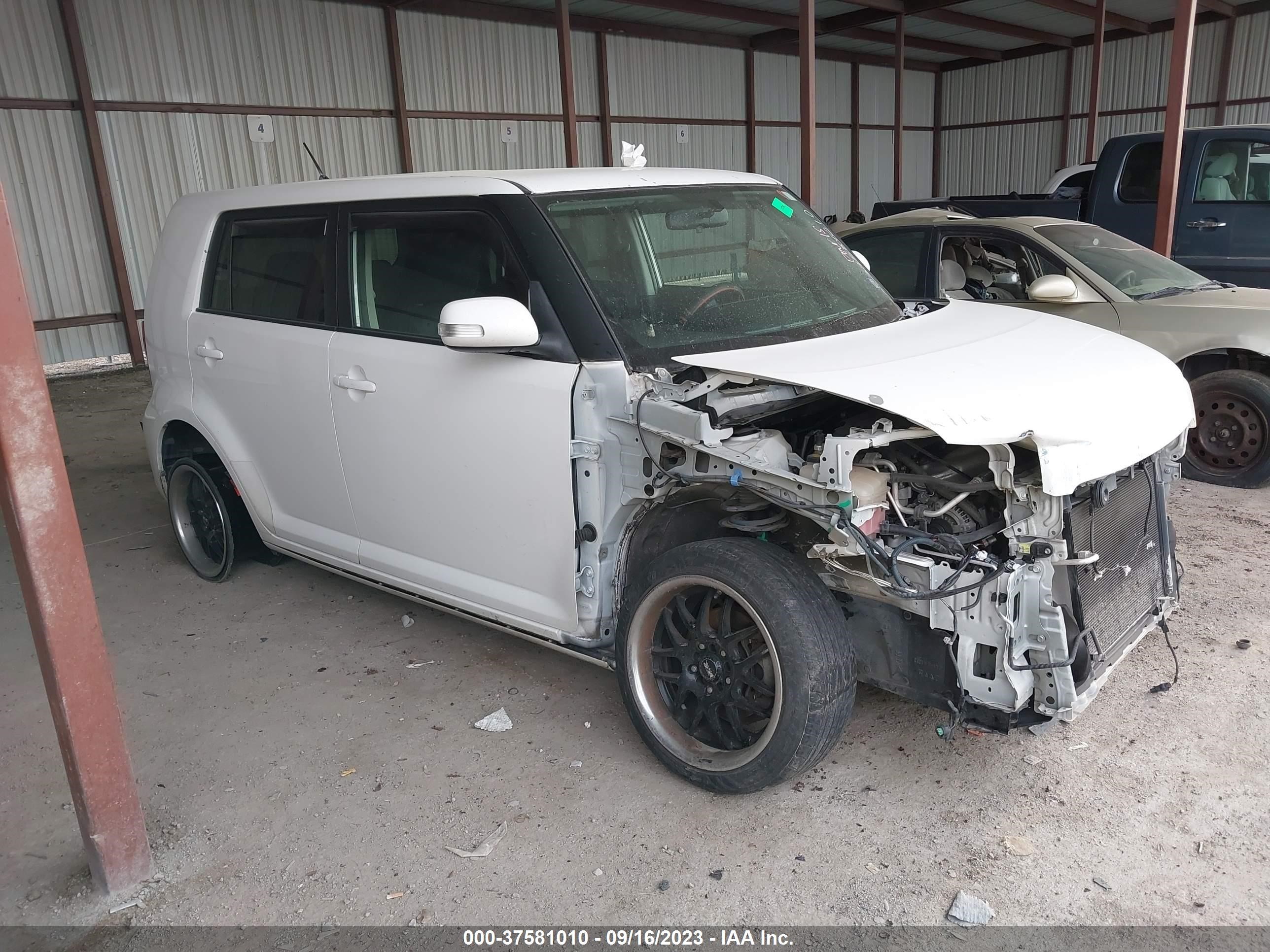 Photo 0 VIN: JTLZE4FE0CJ020853 - SCION XB 