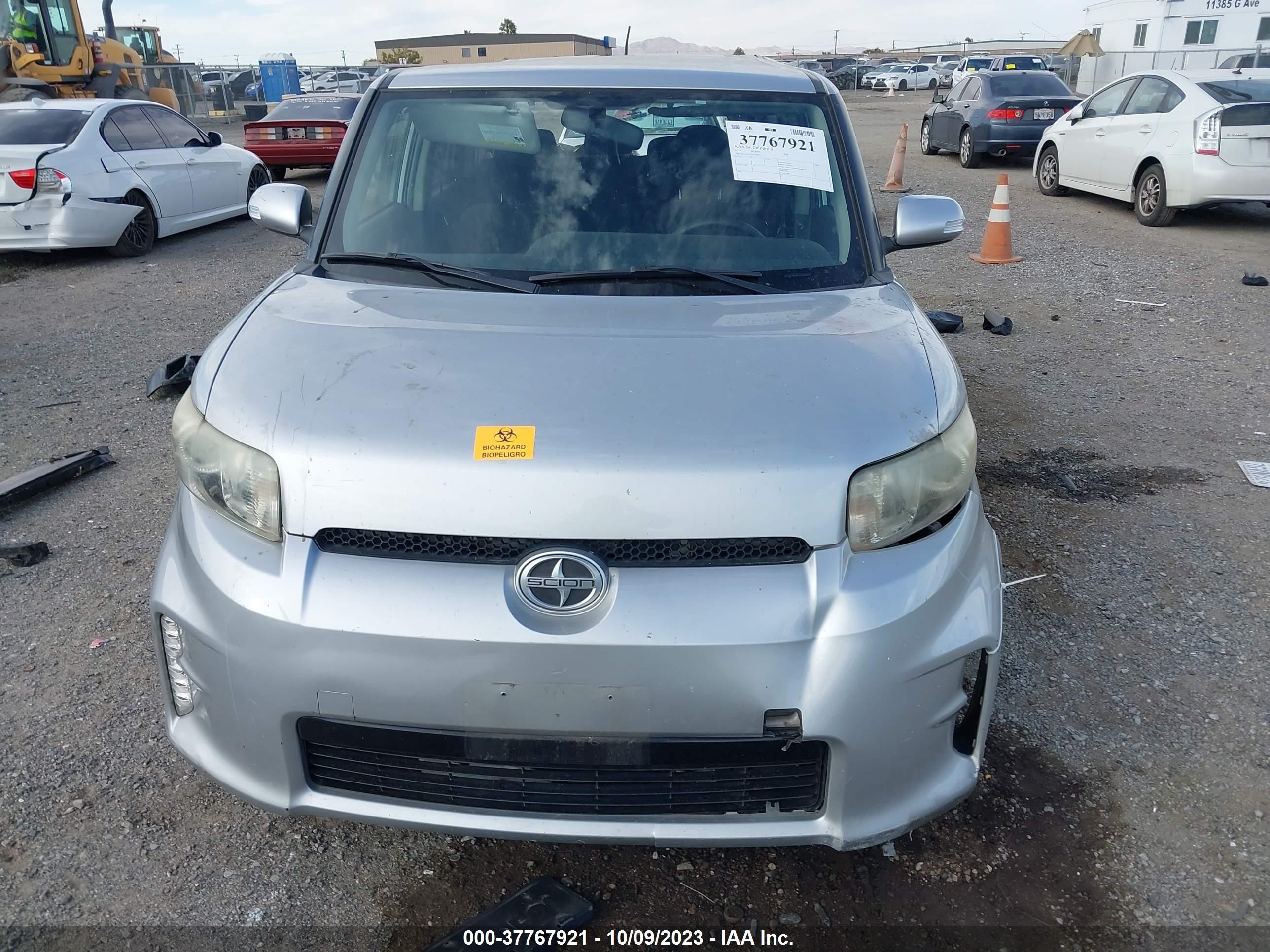 Photo 11 VIN: JTLZE4FE0EJ064631 - SCION XB 