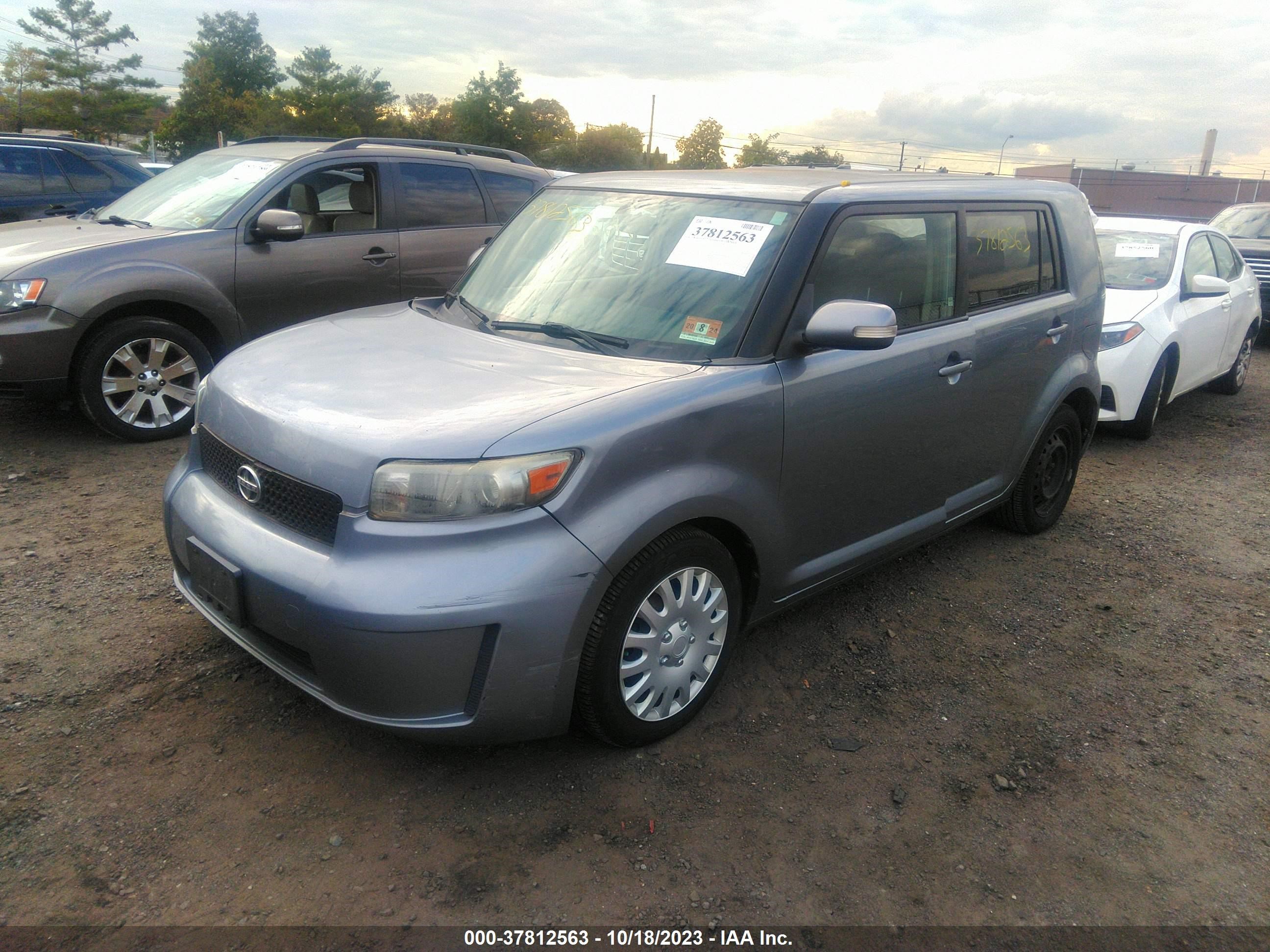 Photo 1 VIN: JTLZE4FE1A1100546 - SCION XB 