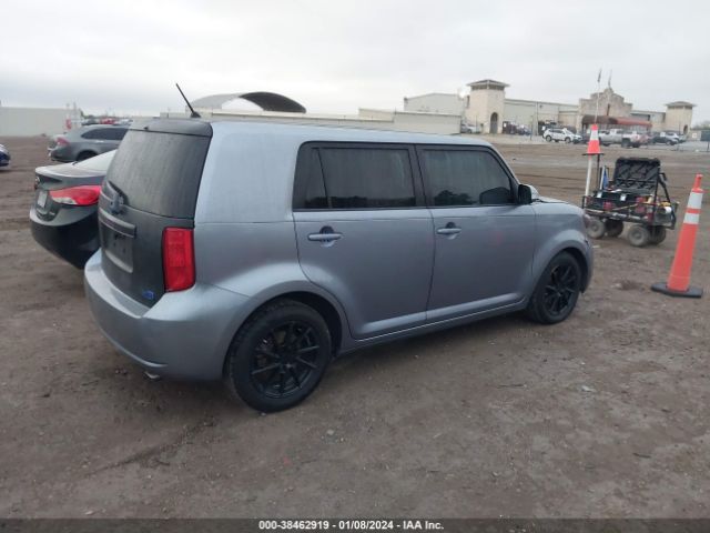 Photo 3 VIN: JTLZE4FE1A1102197 - SCION XB 