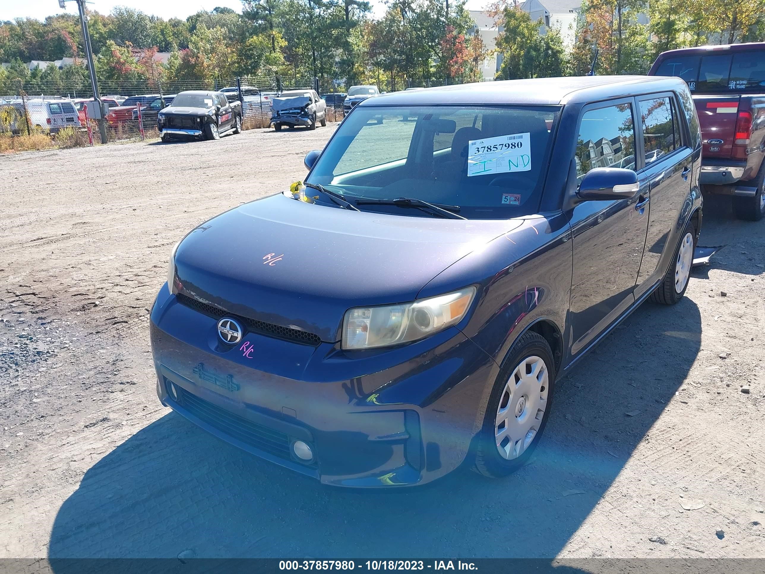 Photo 1 VIN: JTLZE4FE1CJ028024 - SCION XB 