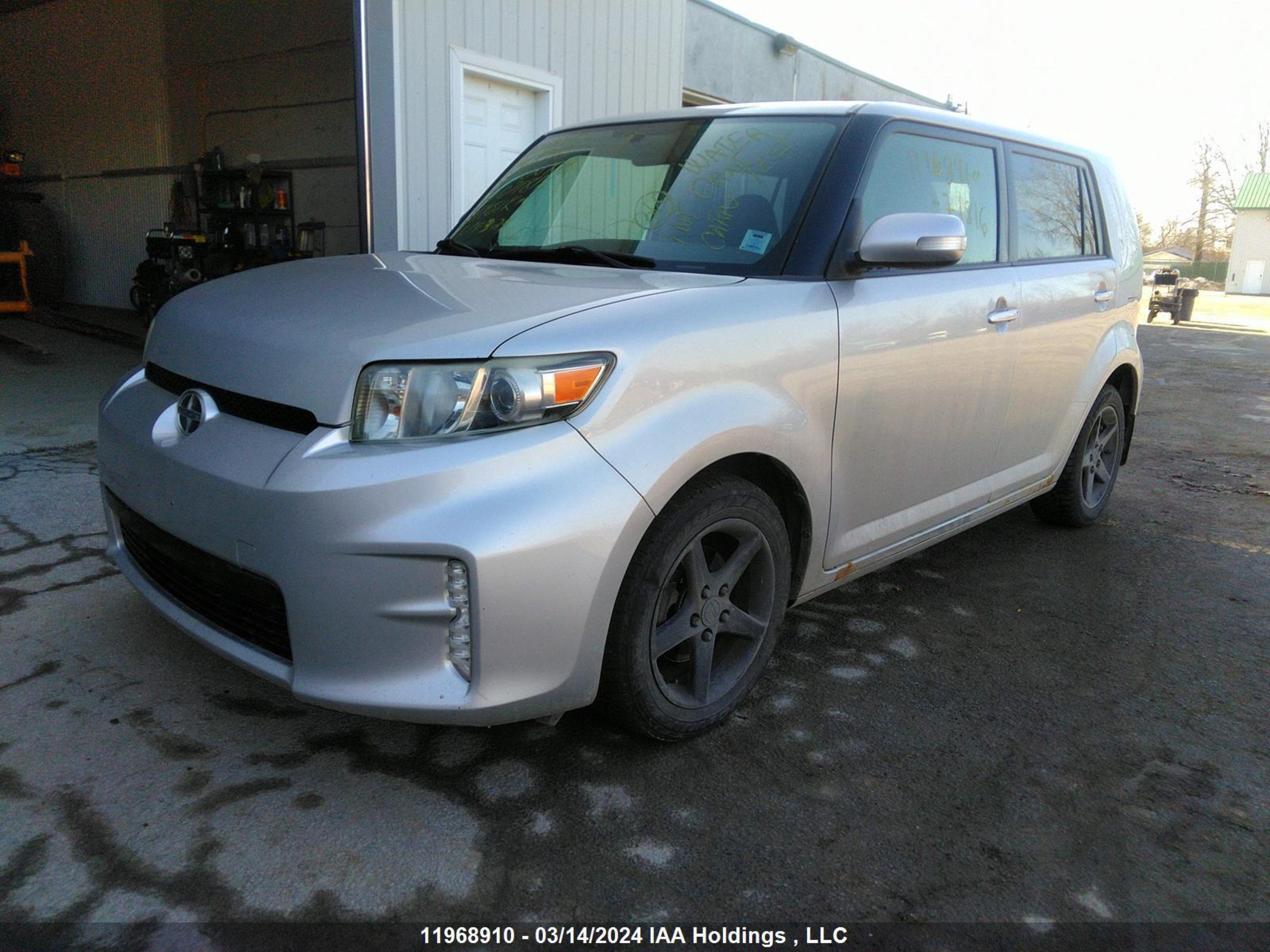 Photo 1 VIN: JTLZE4FE1FJ071816 - SCION XB 