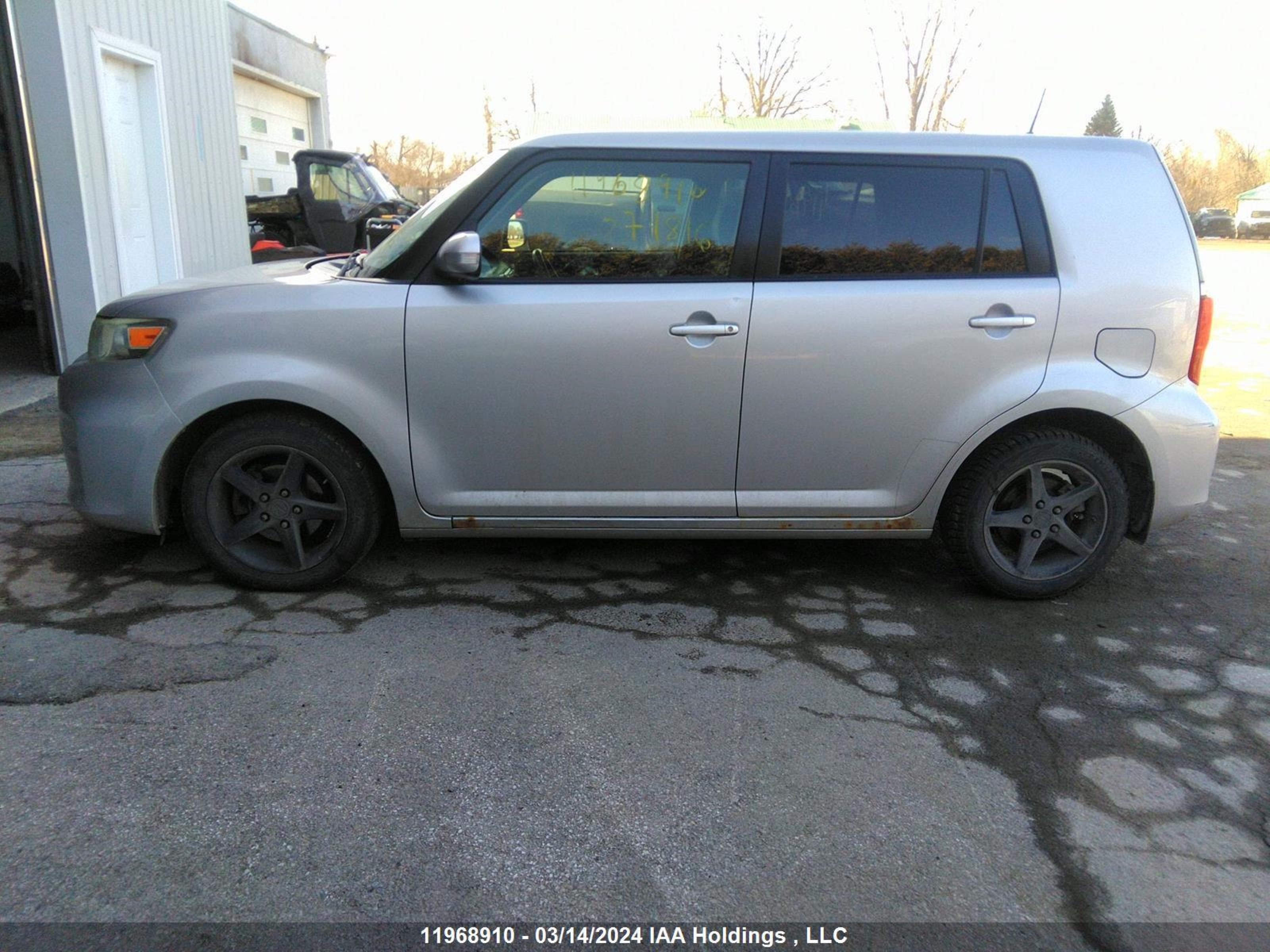 Photo 13 VIN: JTLZE4FE1FJ071816 - SCION XB 