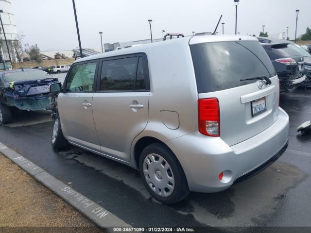 Photo 2 VIN: JTLZE4FE1FJ080211 - SCION XB 