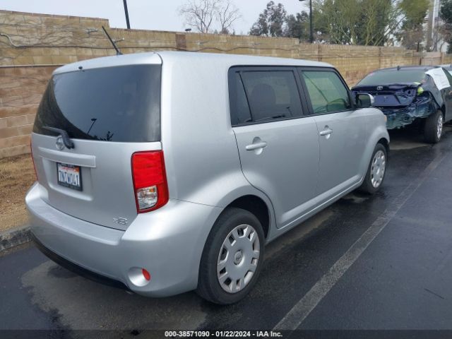 Photo 3 VIN: JTLZE4FE1FJ080211 - SCION XB 