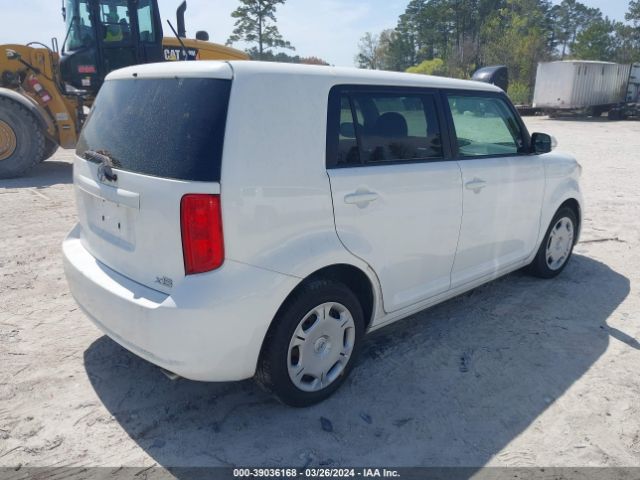 Photo 3 VIN: JTLZE4FE2A1104878 - SCION XB 