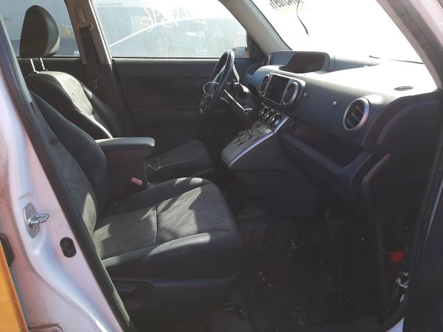 Photo 4 VIN: JTLZE4FE2DJ030611 - TOYOTA SCION XB 