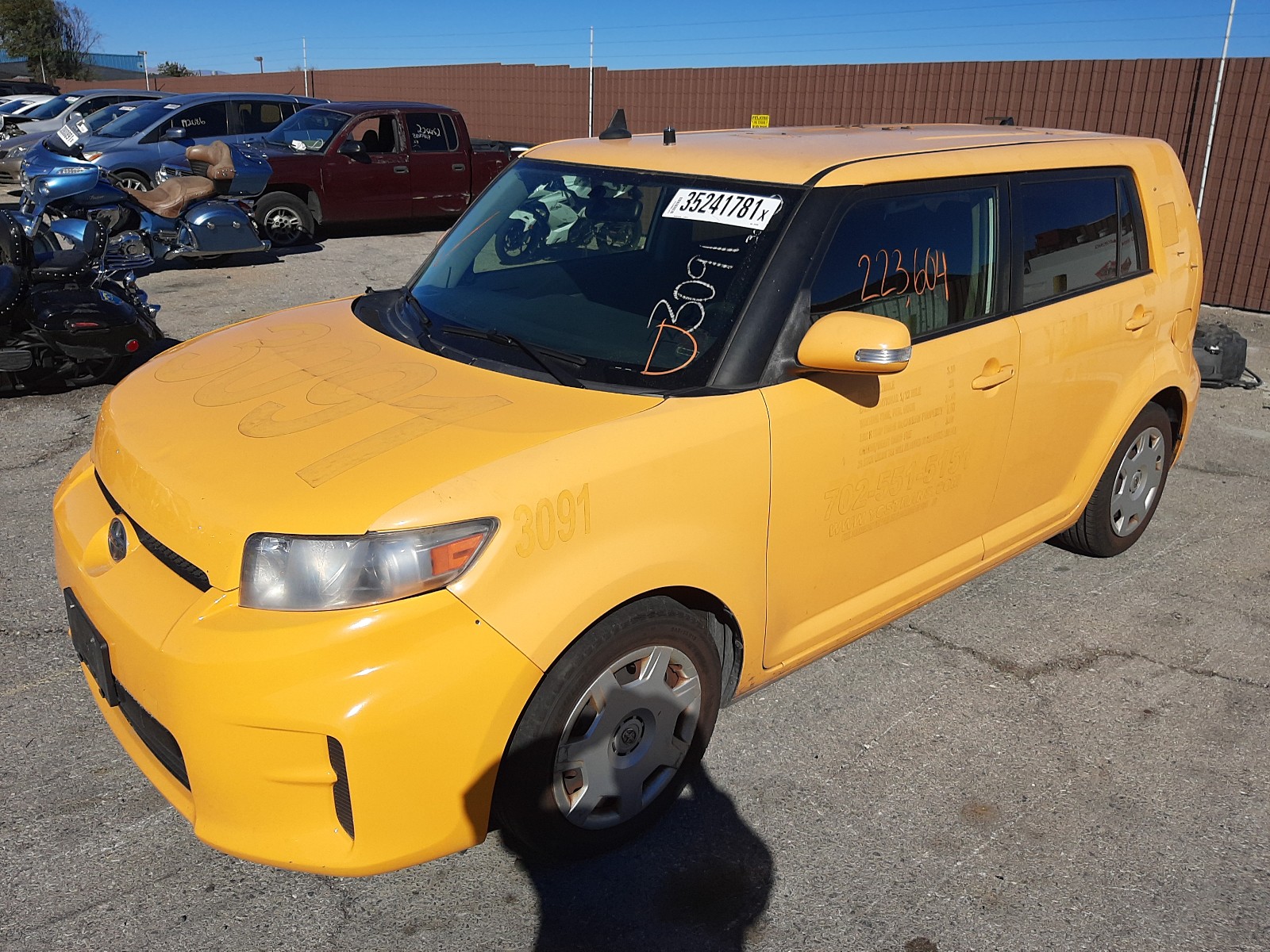 Photo 1 VIN: JTLZE4FE2DJ042094 - TOYOTA SCION XB 