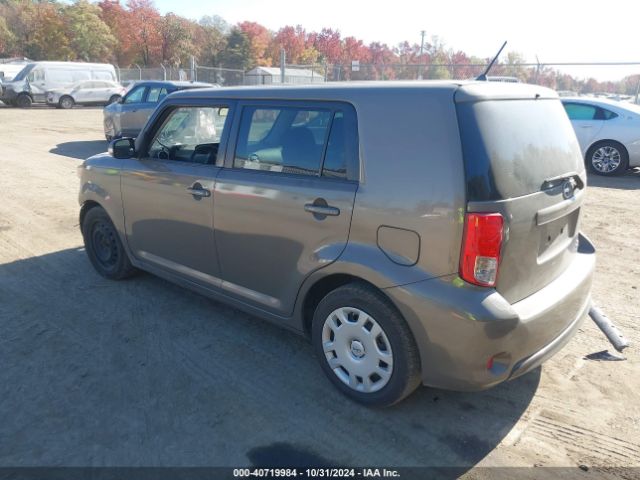 Photo 2 VIN: JTLZE4FE2FJ068293 - TOYOTA SCION XB 