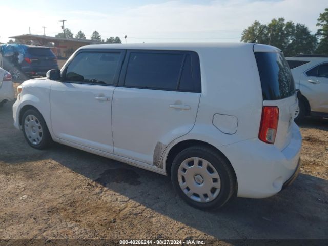 Photo 2 VIN: JTLZE4FE2FJ073963 - TOYOTA SCION XB 