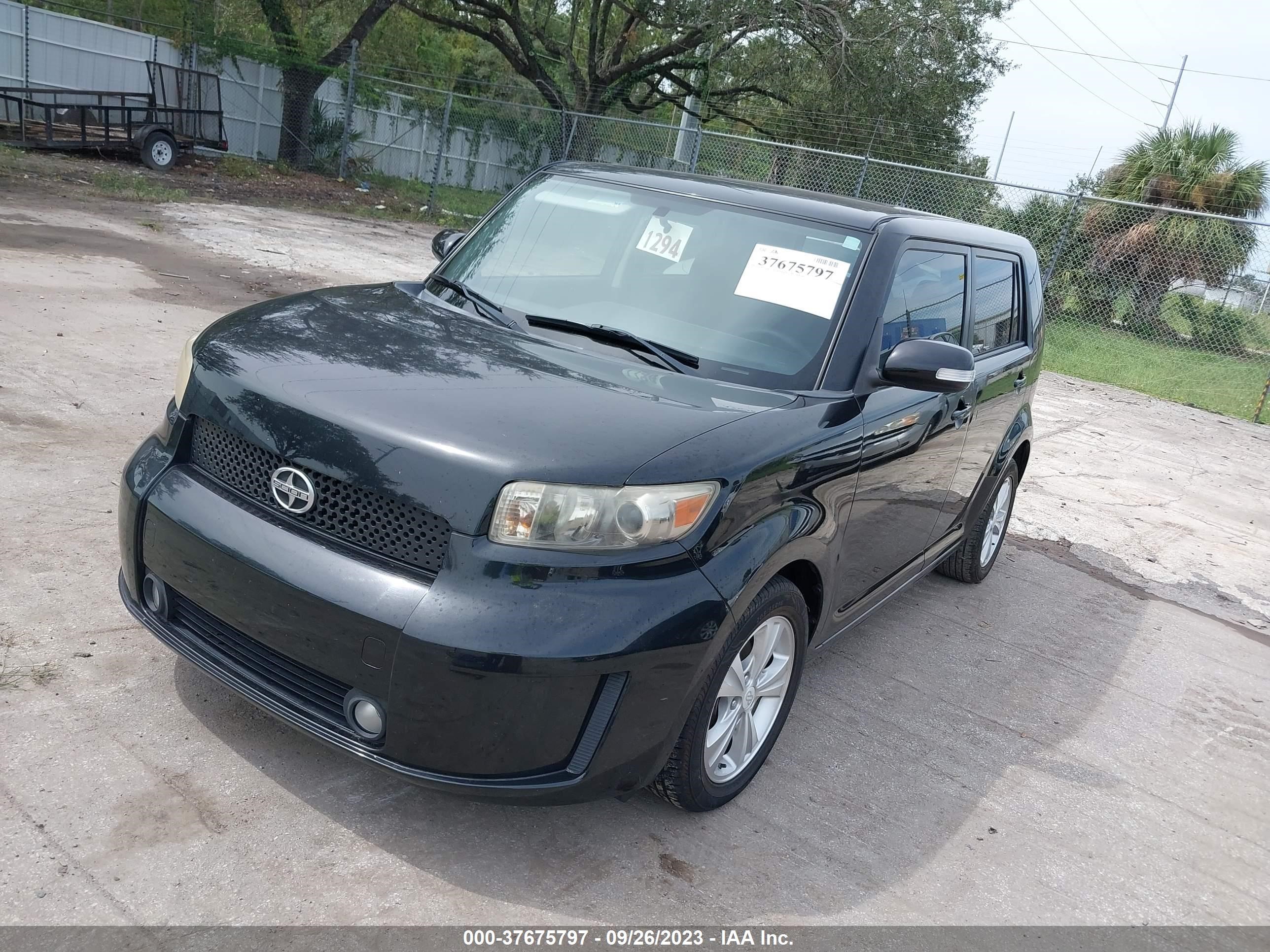 Photo 1 VIN: JTLZE4FE3A1113492 - SCION XB 