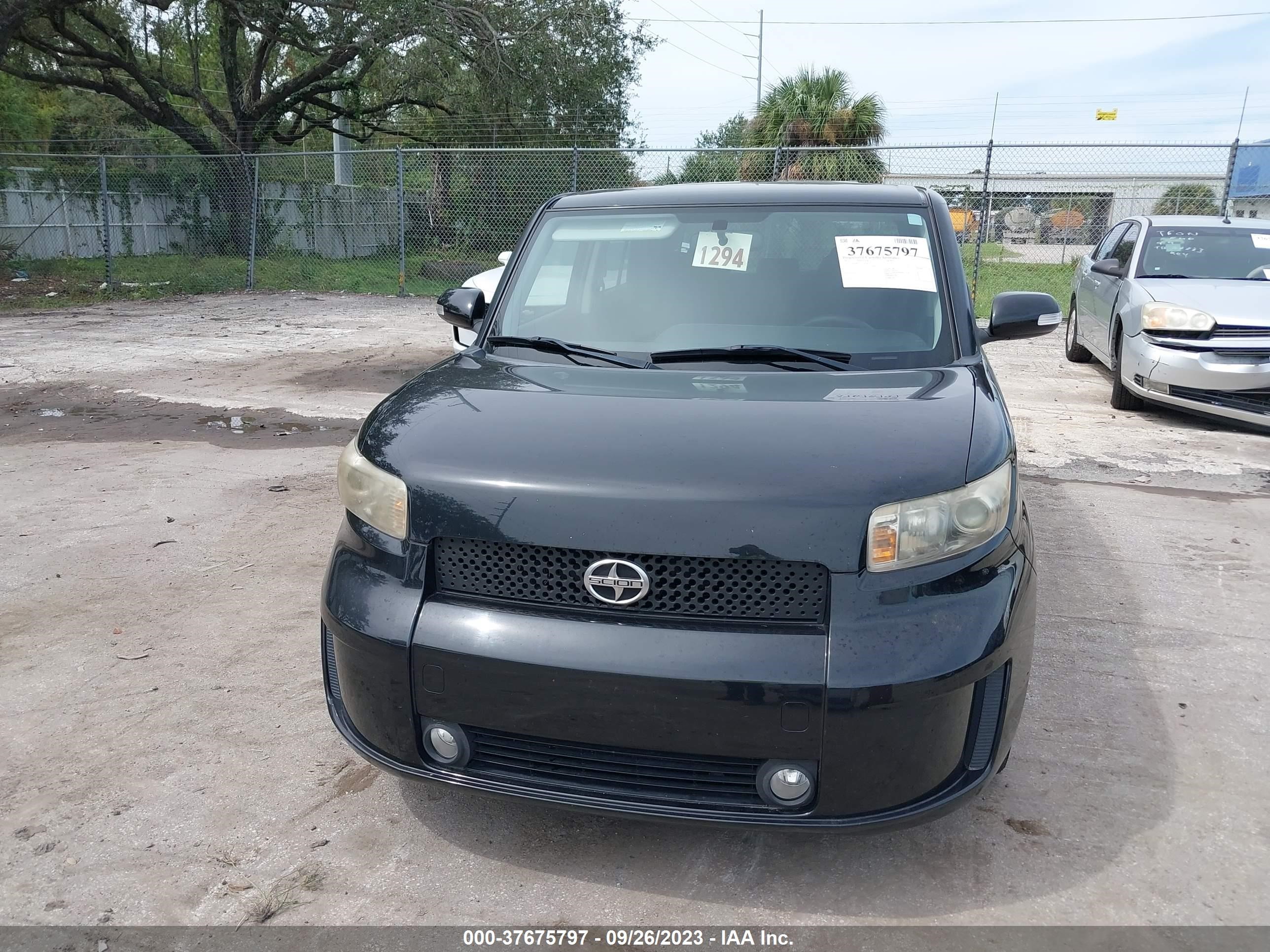 Photo 5 VIN: JTLZE4FE3A1113492 - SCION XB 