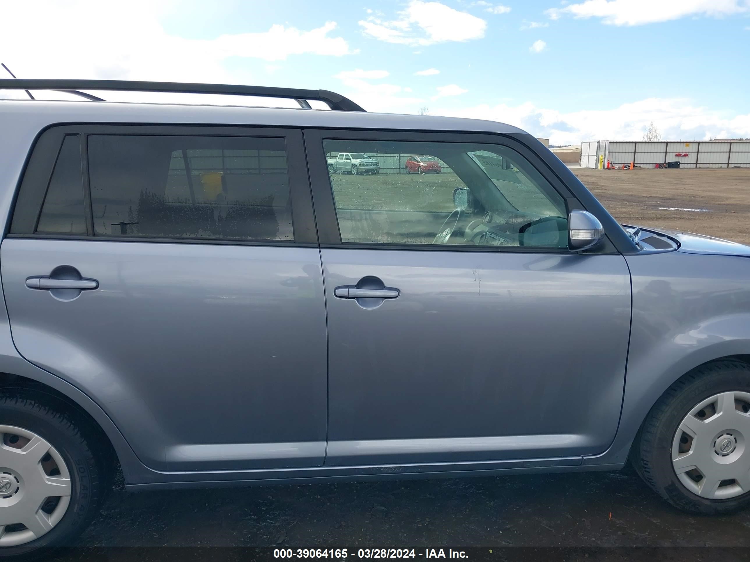 Photo 12 VIN: JTLZE4FE3C1143627 - SCION XB 