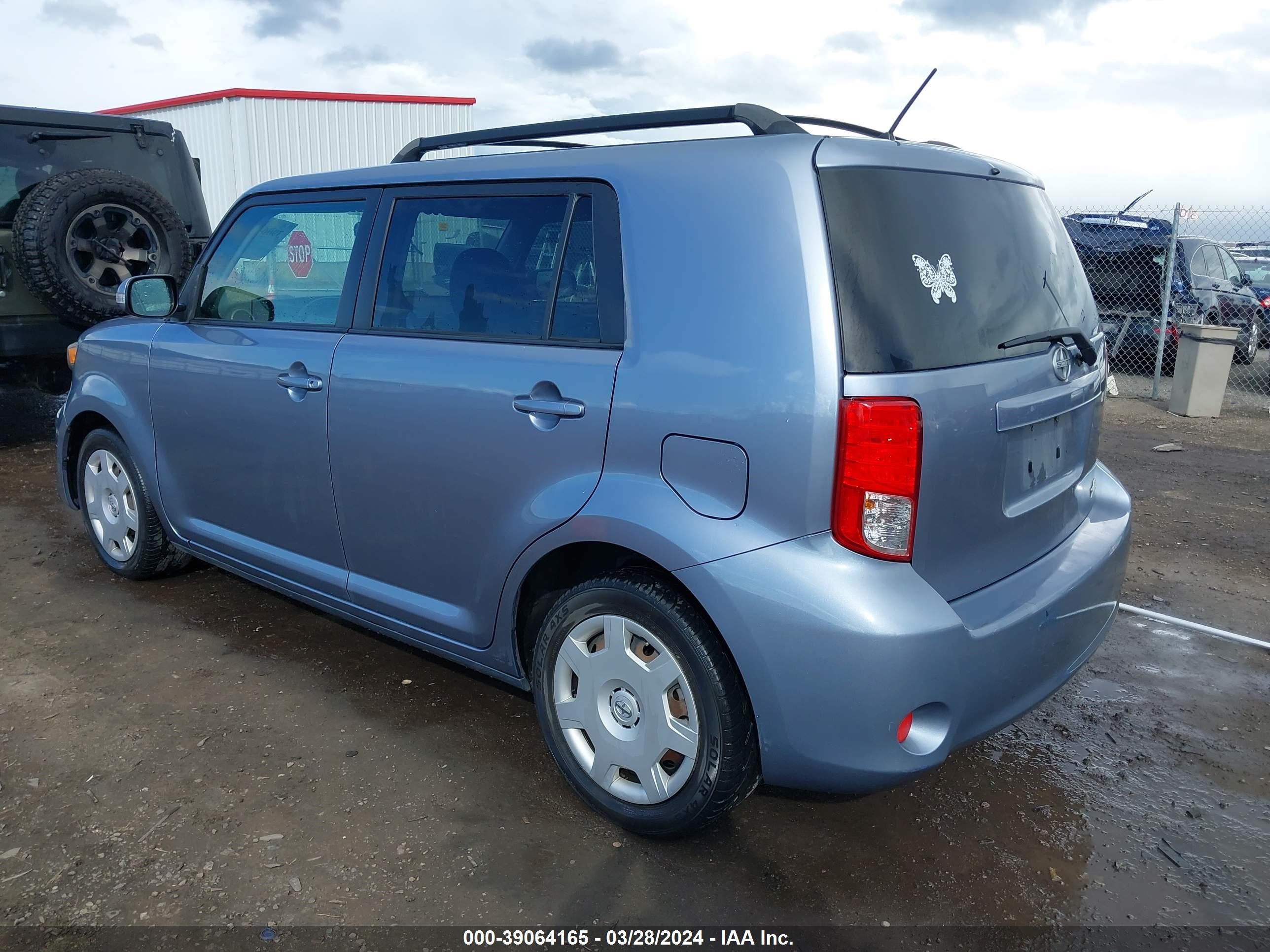 Photo 2 VIN: JTLZE4FE3C1143627 - SCION XB 