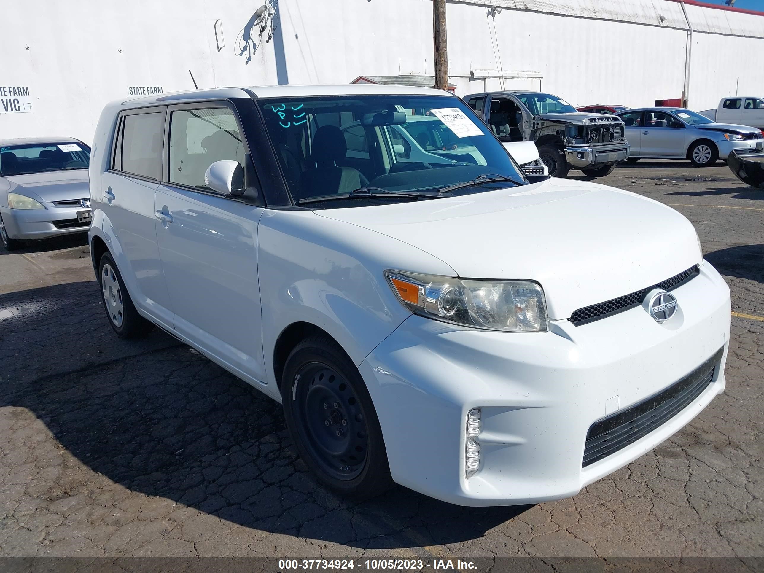 Photo 0 VIN: JTLZE4FE3DJ040404 - SCION XB 