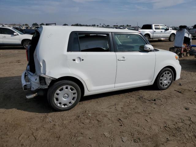 Photo 2 VIN: JTLZE4FE4FJ081160 - TOYOTA SCION 