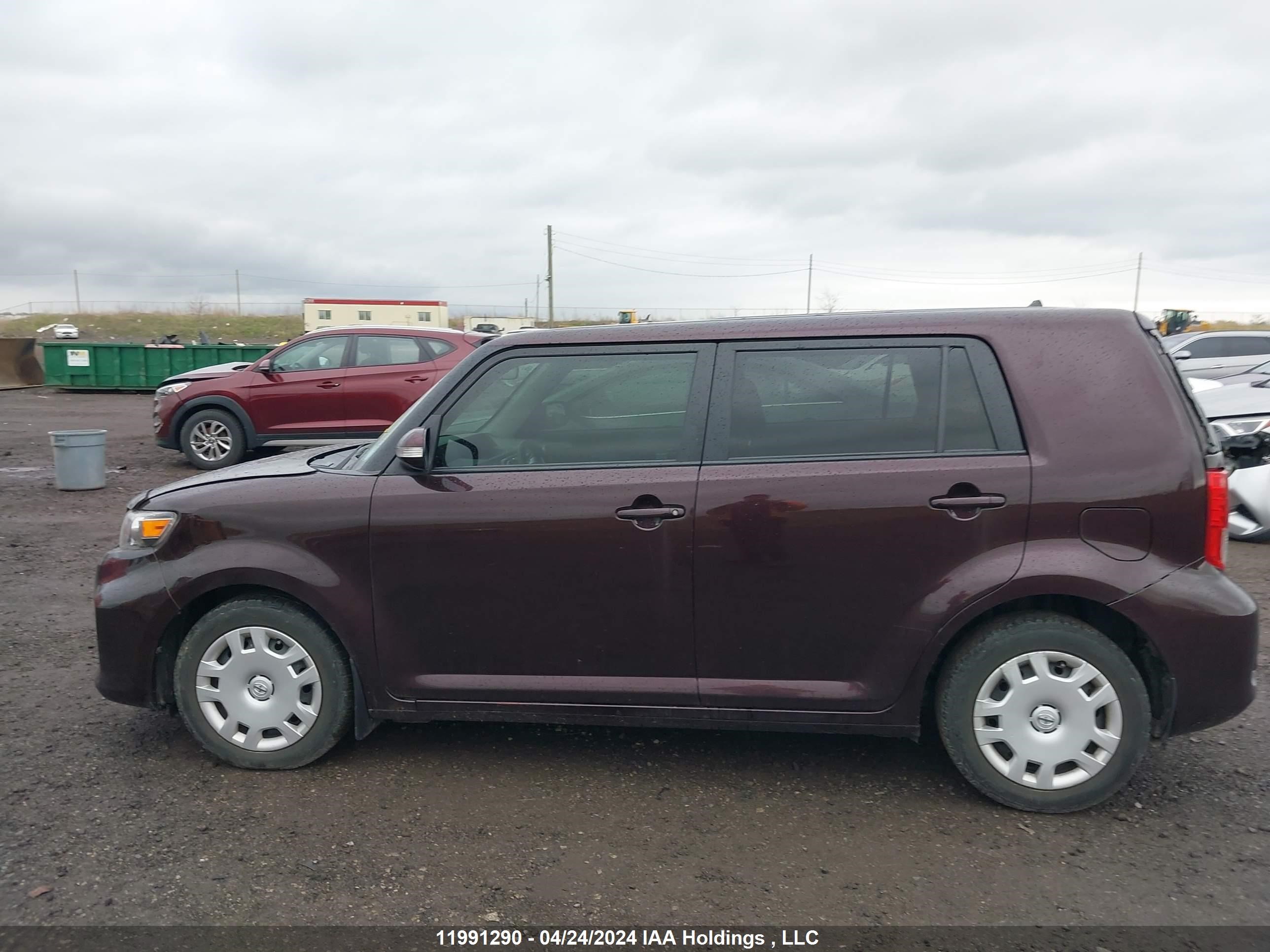 Photo 13 VIN: JTLZE4FE5B1130943 - SCION XB 