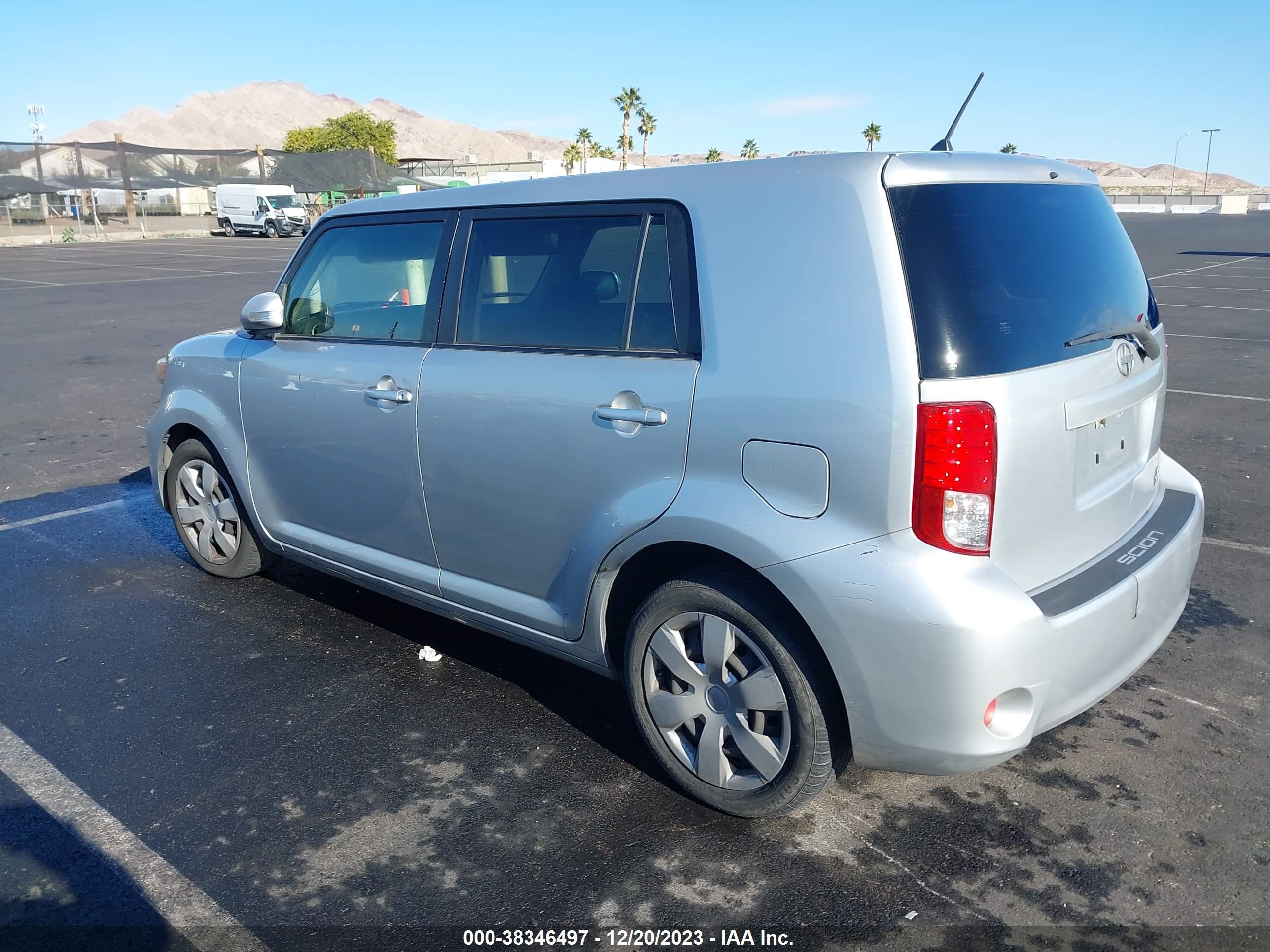 Photo 2 VIN: JTLZE4FE5CJ027345 - SCION XB 