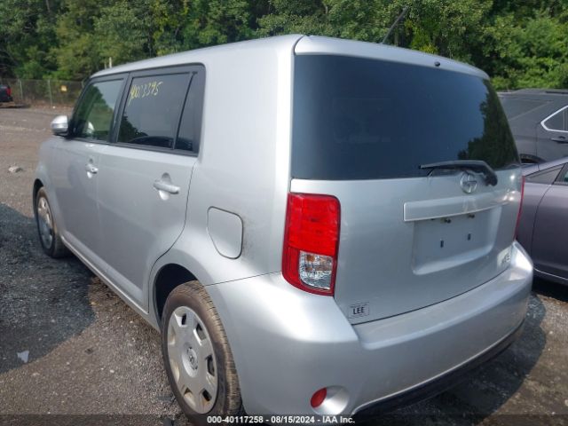 Photo 2 VIN: JTLZE4FE5FJ069017 - TOYOTA SCION XB 