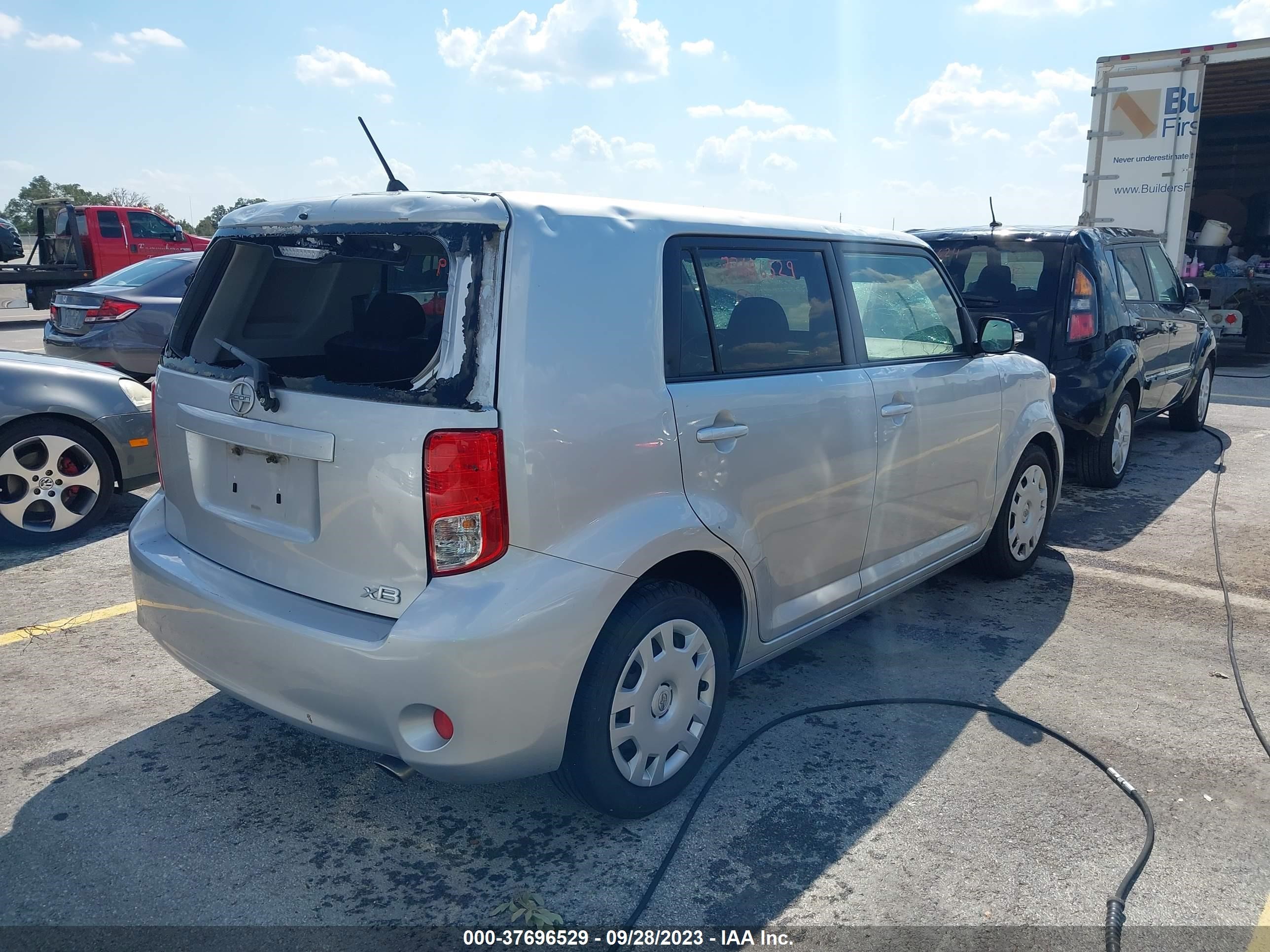 Photo 3 VIN: JTLZE4FE6CJ019142 - SCION XB 