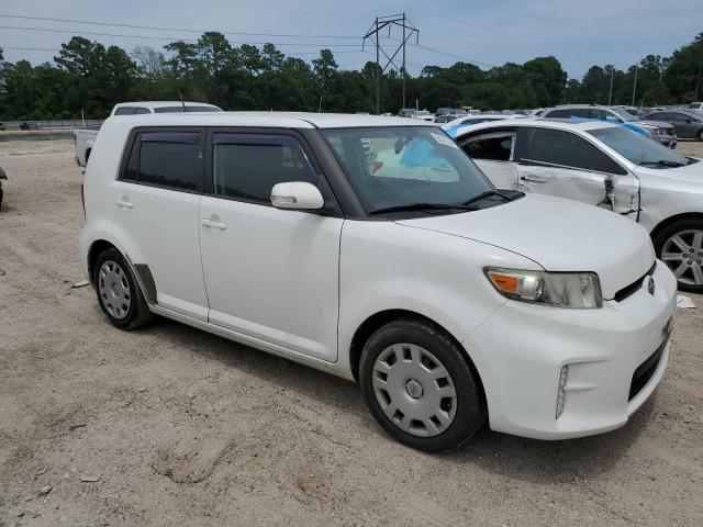 Photo 3 VIN: JTLZE4FE6FJ077241 - TOYOTA SCION 