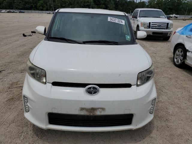 Photo 4 VIN: JTLZE4FE6FJ077241 - TOYOTA SCION 