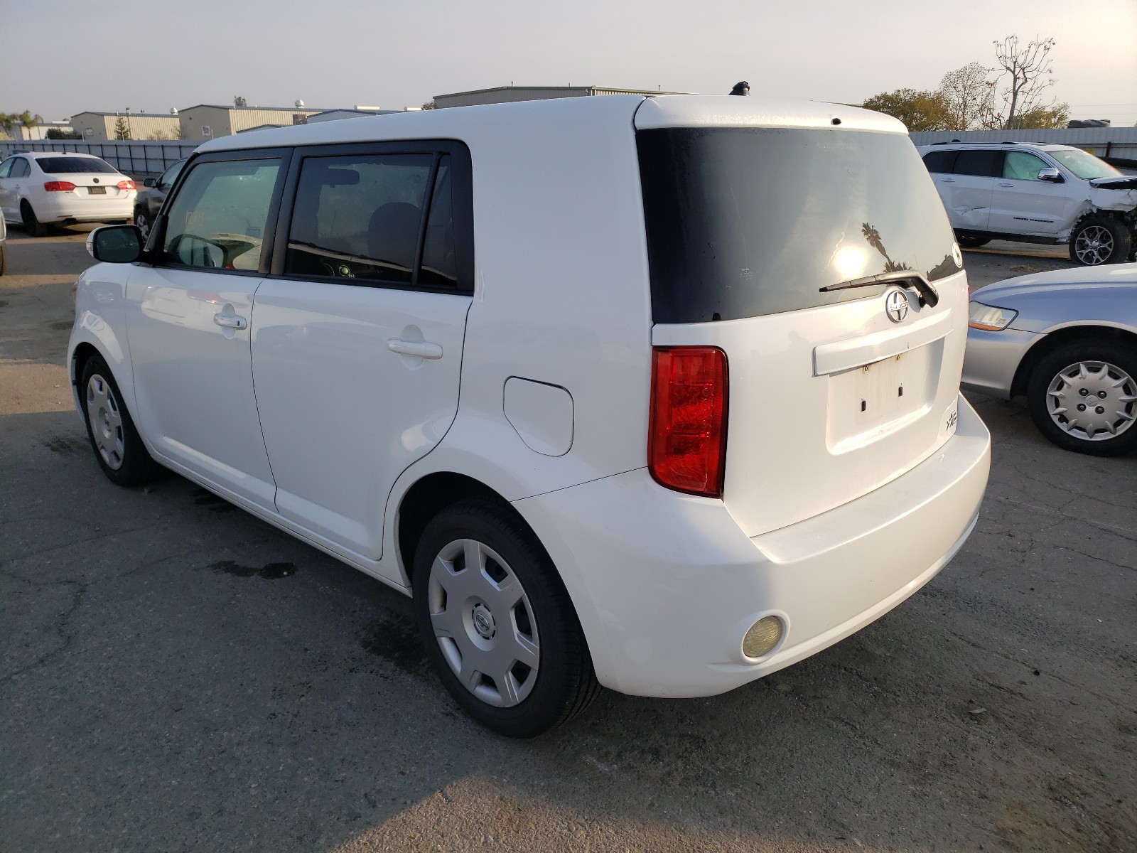 Photo 2 VIN: JTLZE4FE7A1101331 - TOYOTA SCION XB 