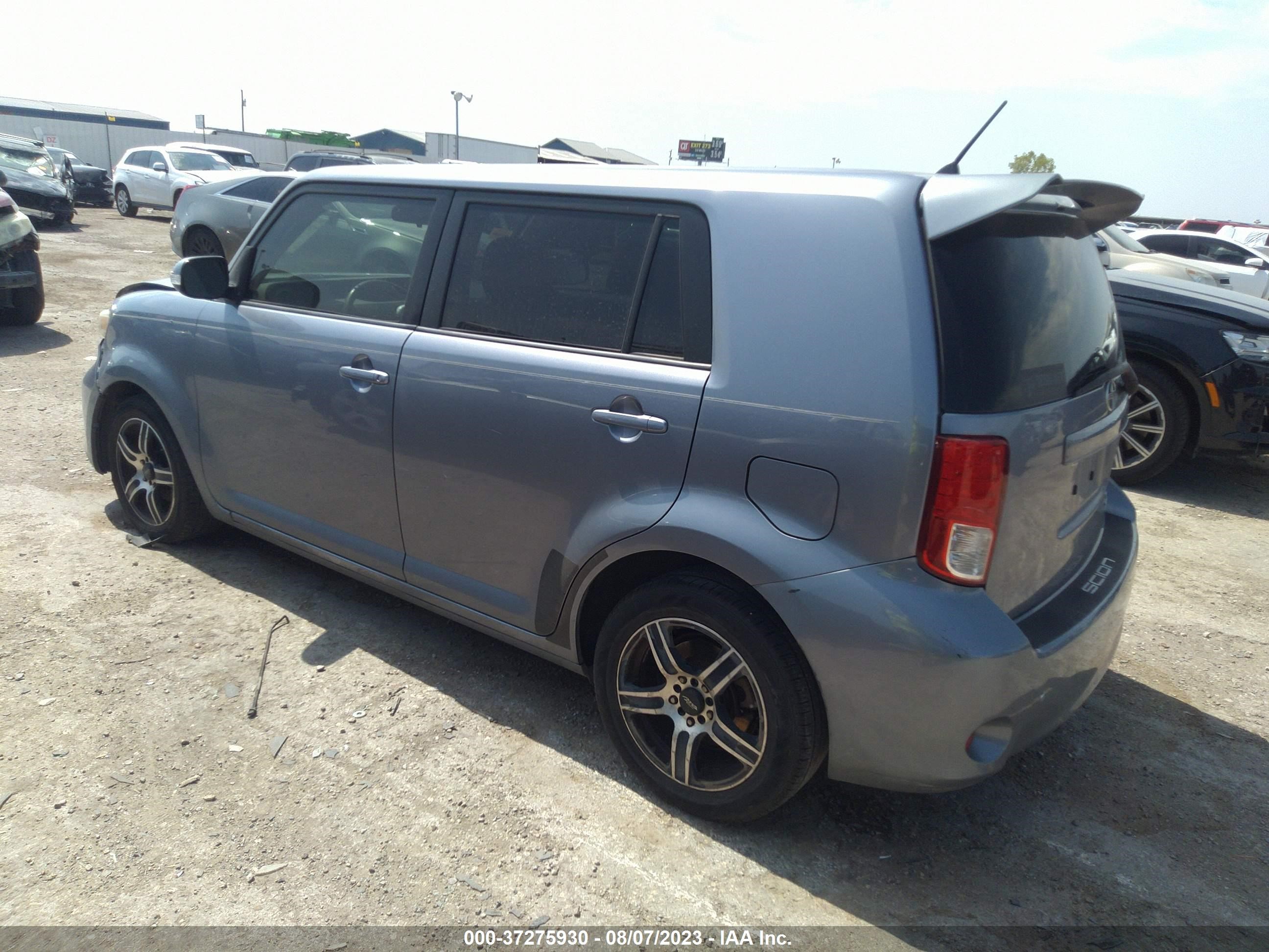 Photo 2 VIN: JTLZE4FE7B1119071 - SCION XB 