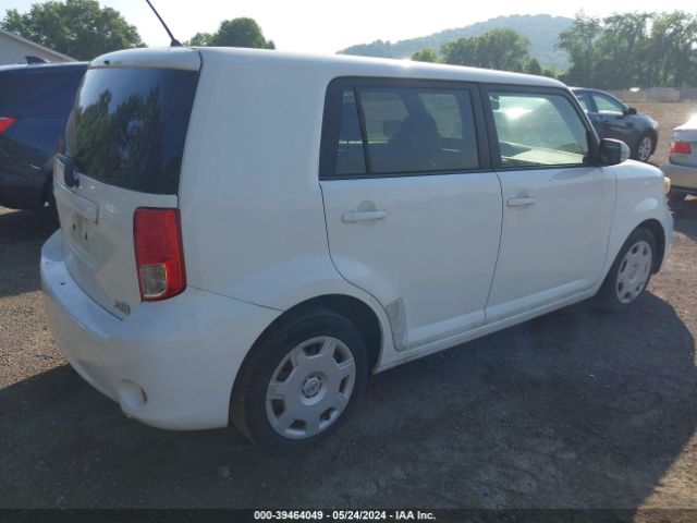 Photo 3 VIN: JTLZE4FE7B1124397 - SCION XB 