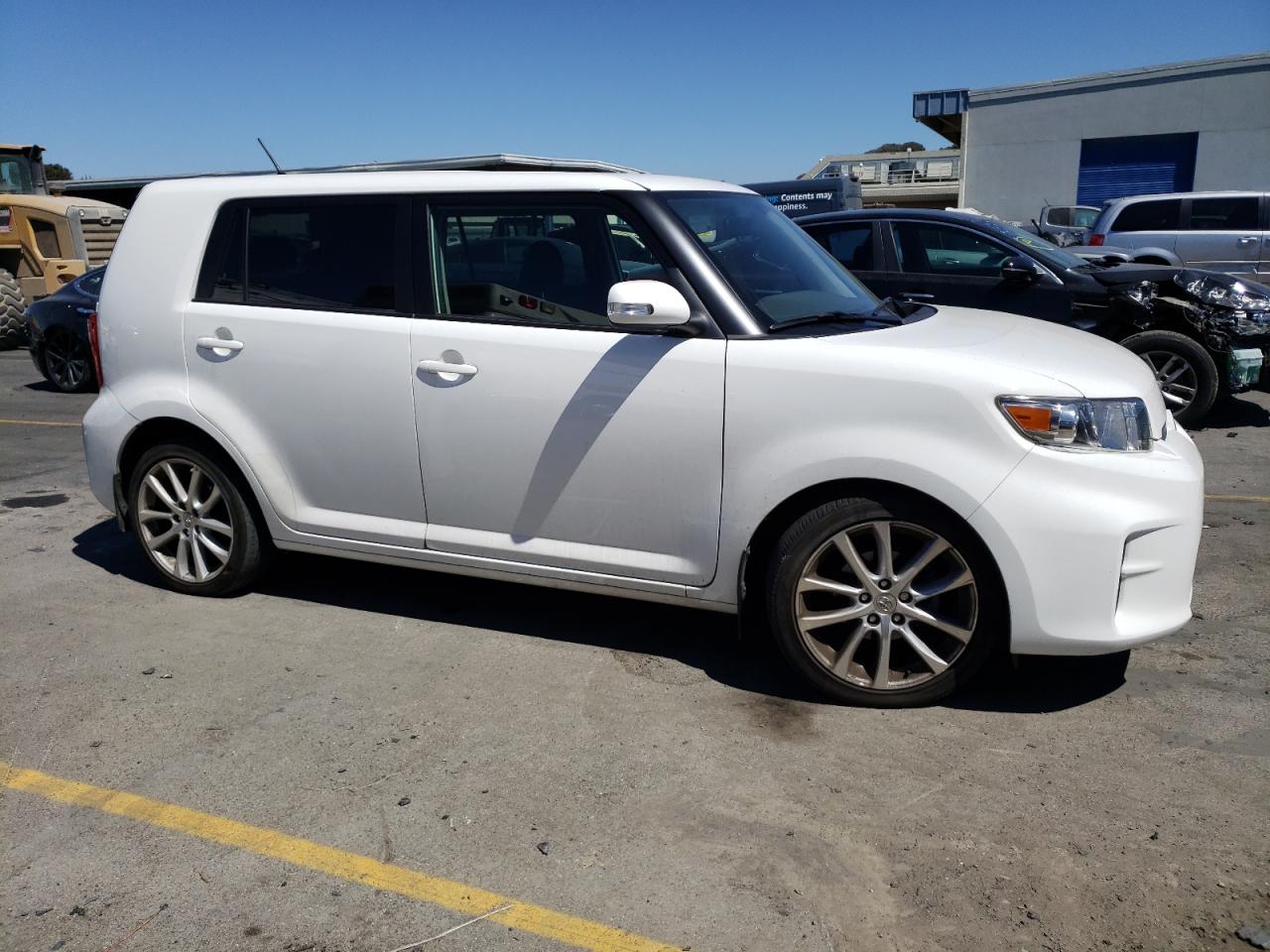 Photo 3 VIN: JTLZE4FE7B1133326 - SCION XB 