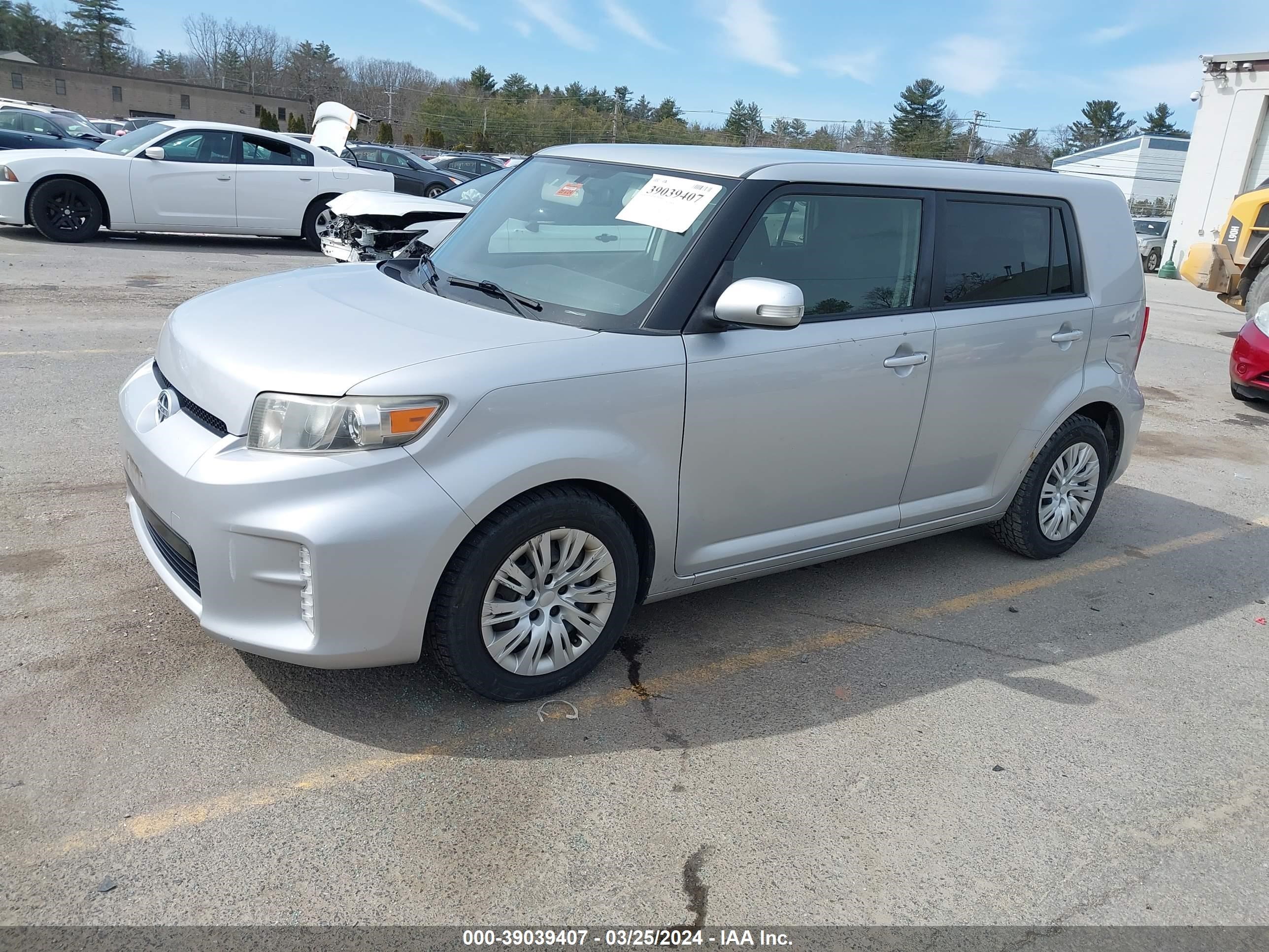 Photo 1 VIN: JTLZE4FE7DJ030880 - SCION XB 