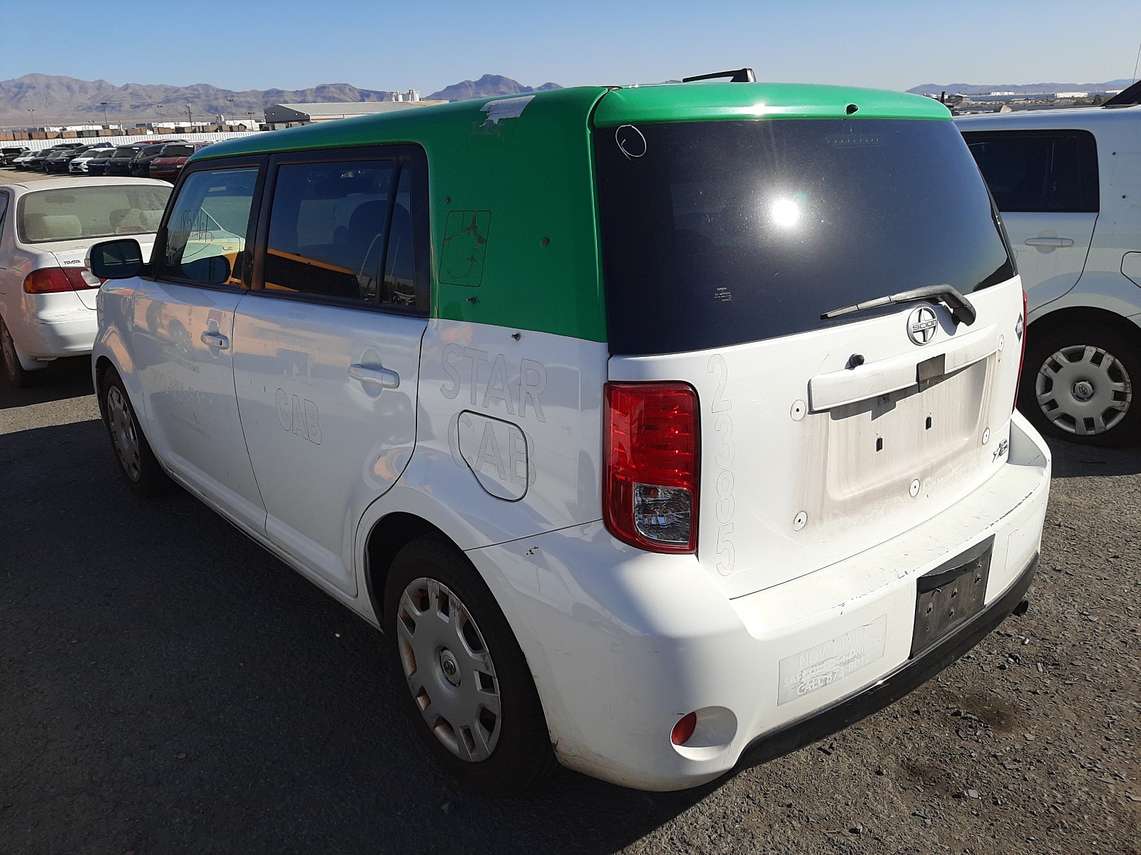 Photo 2 VIN: JTLZE4FE7DJ047873 - TOYOTA SCION XB 