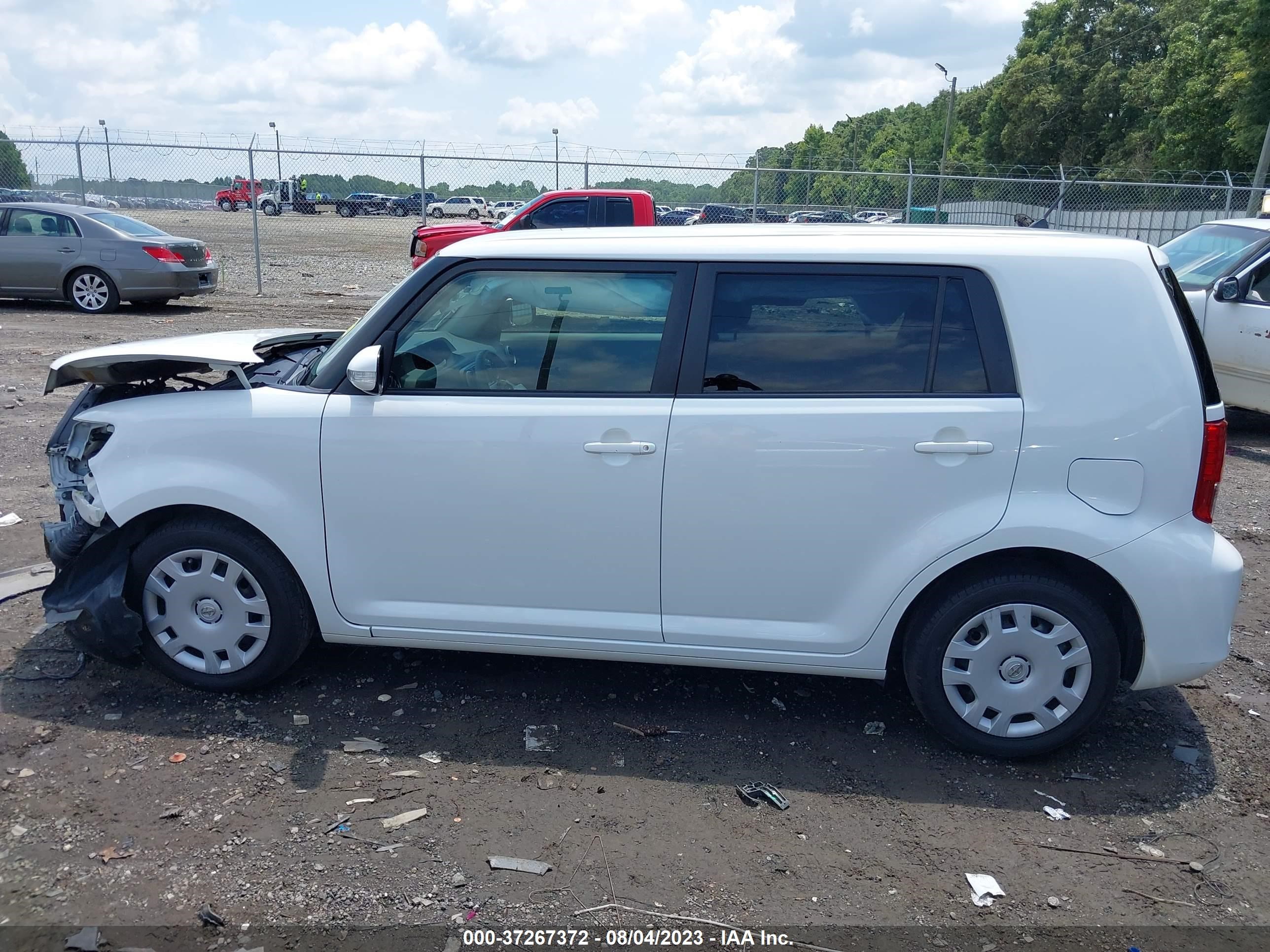 Photo 14 VIN: JTLZE4FE7EJ065503 - SCION XB 