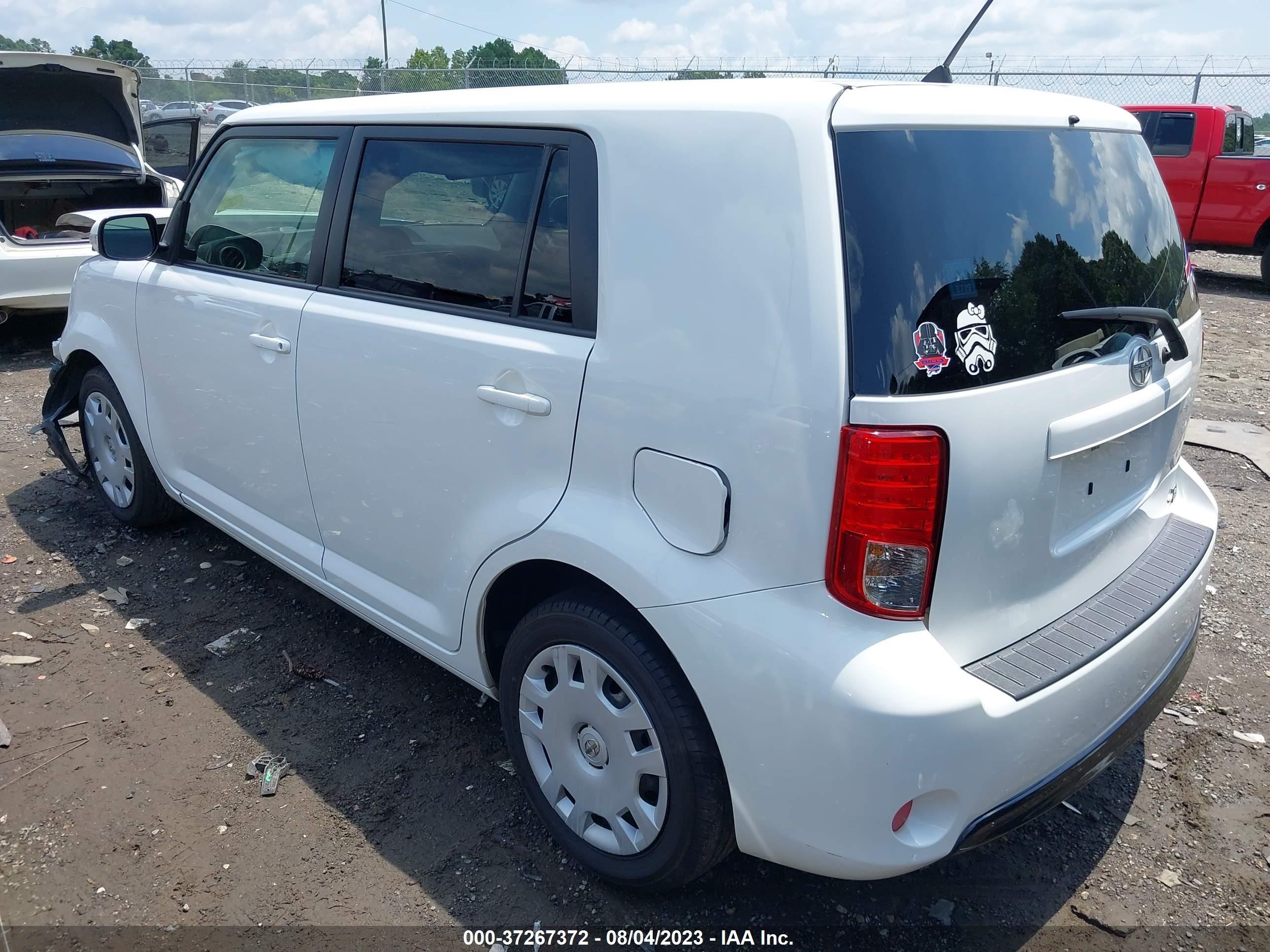 Photo 2 VIN: JTLZE4FE7EJ065503 - SCION XB 