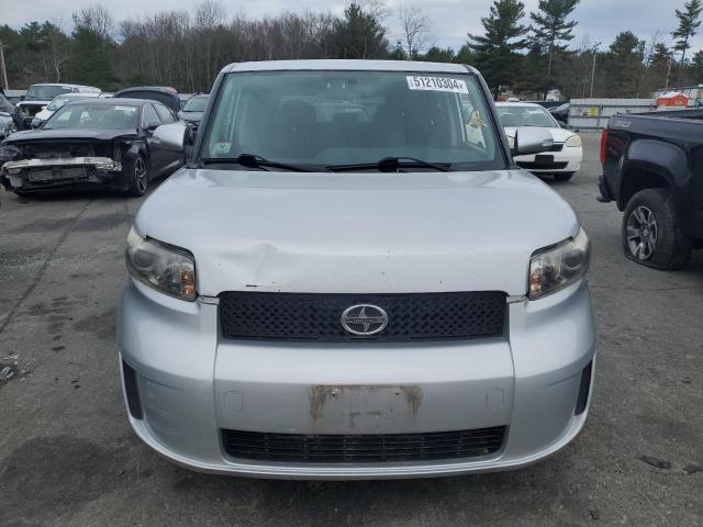 Photo 4 VIN: JTLZE4FE8A1116761 - TOYOTA SCION 