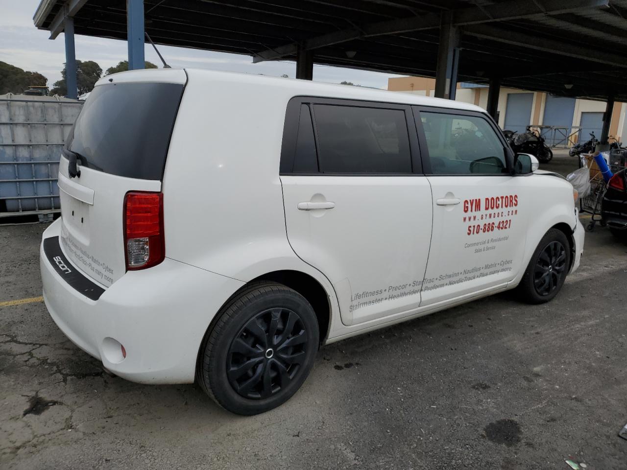 Photo 2 VIN: JTLZE4FE8CJ020017 - SCION XB 