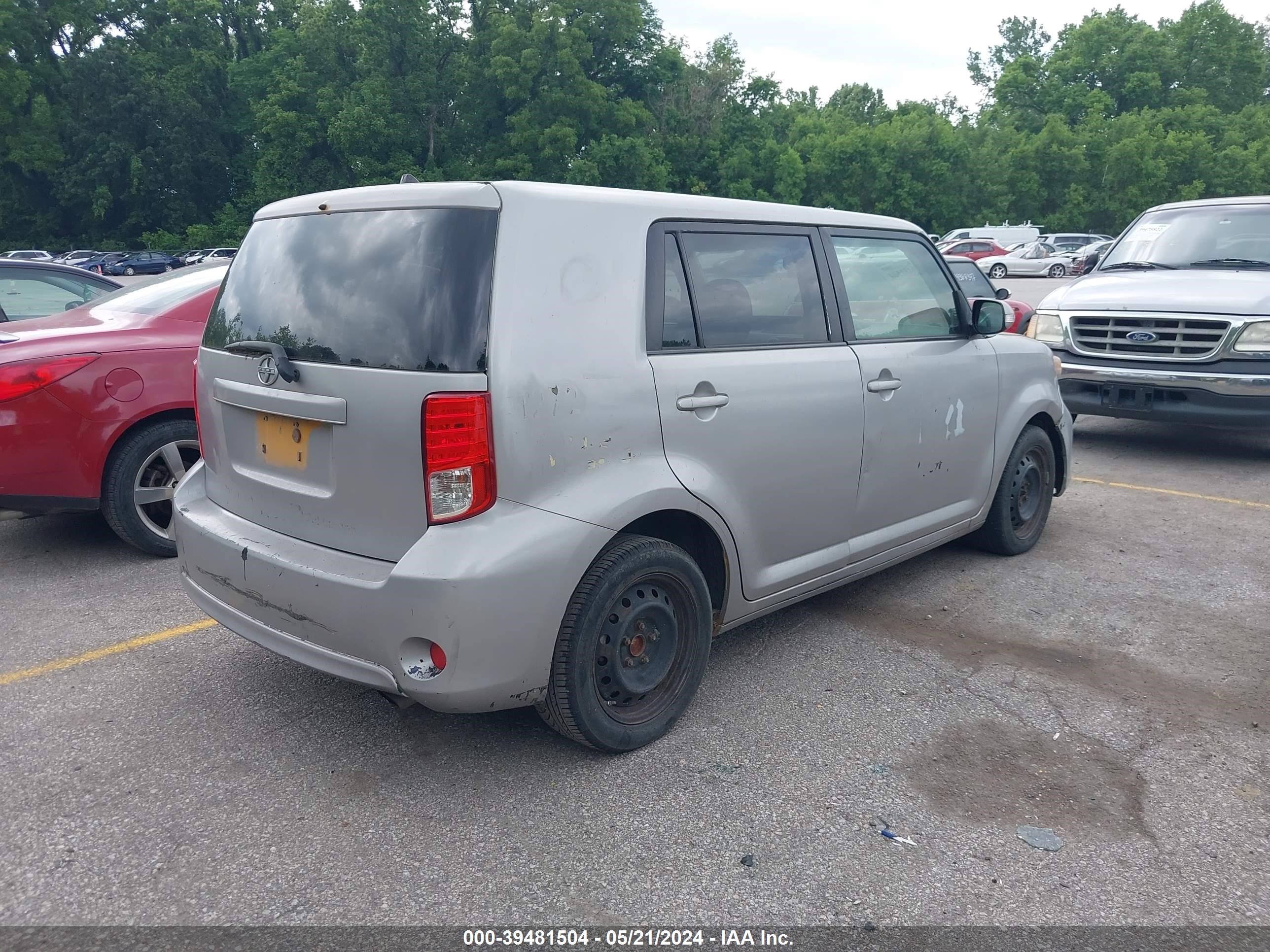 Photo 3 VIN: JTLZE4FE8EJ056180 - SCION XB 