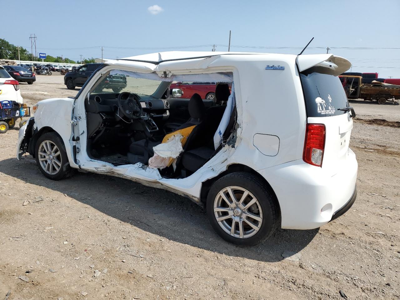 Photo 1 VIN: JTLZE4FE8FJ076737 - TOYOTA SCION XB 