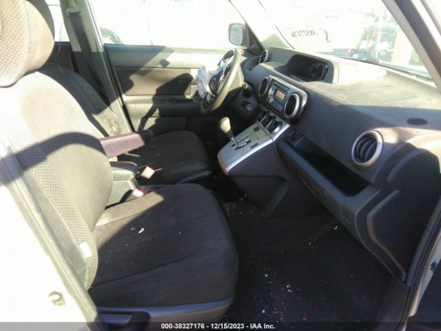 Photo 4 VIN: JTLZE4FE9A1111715 - SCION XB 