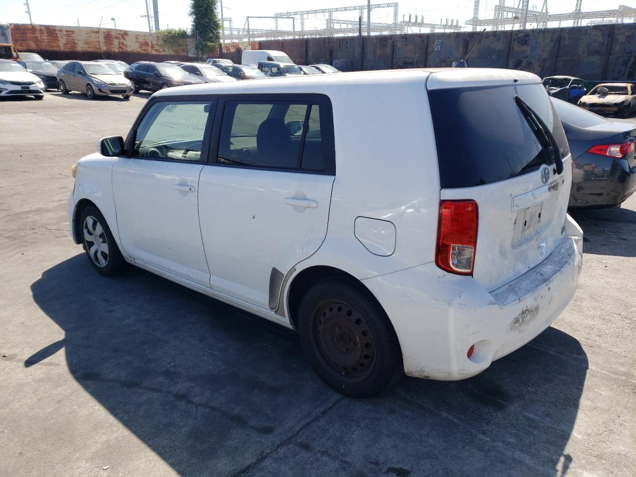 Photo 1 VIN: JTLZE4FE9B1130427 - SCION XB 