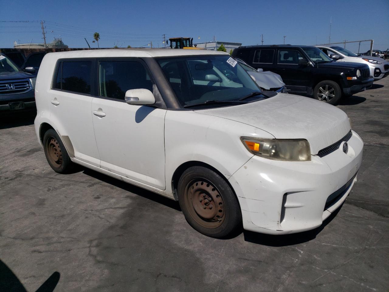 Photo 3 VIN: JTLZE4FE9B1130427 - SCION XB 