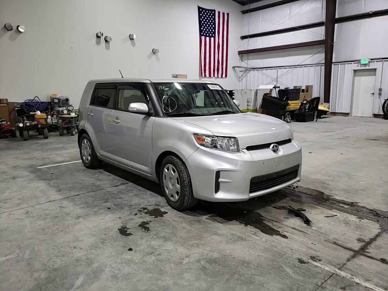 Photo 10 VIN: JTLZE4FE9CJ007230 - TOYOTA SCION XB 