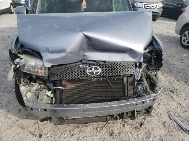 Photo 6 VIN: JTLZE4FEXA1114672 - TOYOTA SCION 