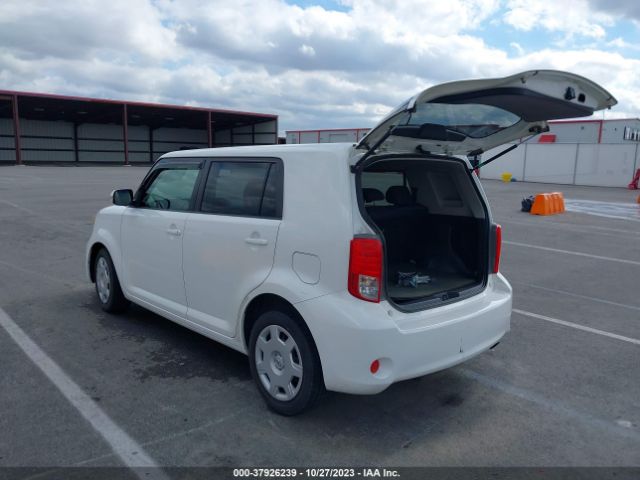 Photo 2 VIN: JTLZE4FEXB1126550 - SCION XB 