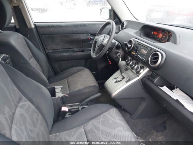 Photo 4 VIN: JTLZE4FEXDJ032610 - SCION XB 