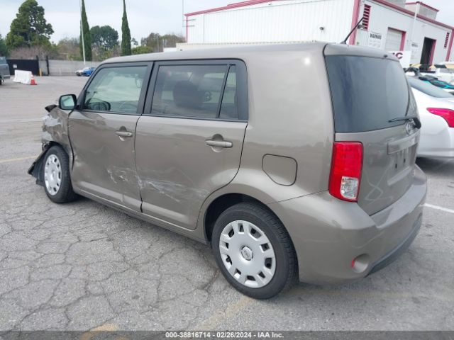 Photo 2 VIN: JTLZE4FEXEJ060702 - SCION XB 