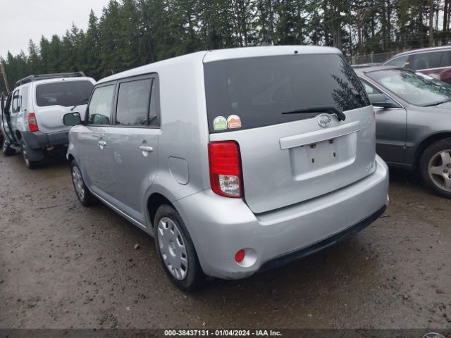 Photo 2 VIN: JTLZE4FEXFJ075458 - SCION XB 