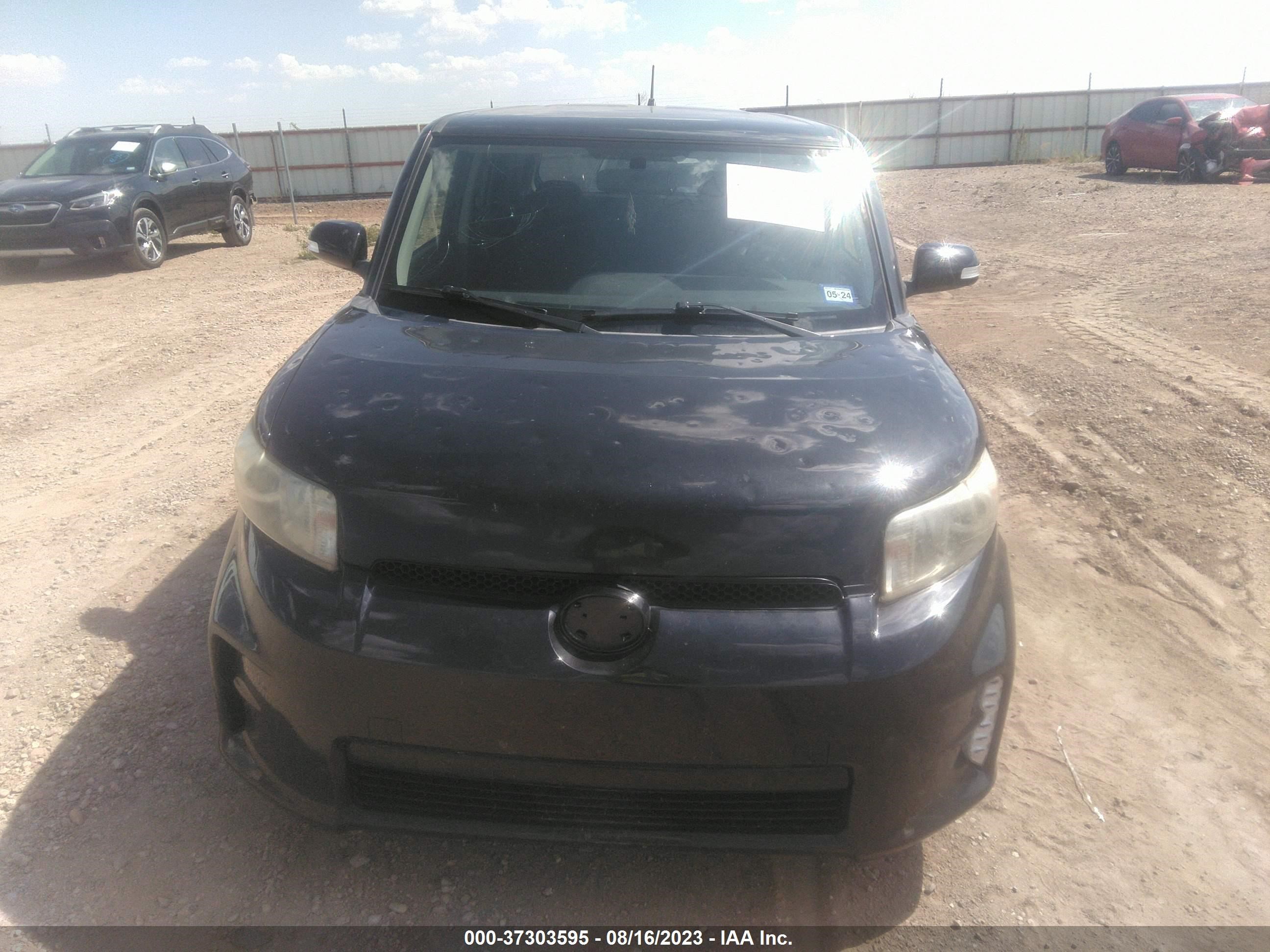 Photo 11 VIN: JTLZE4FEXFJ079042 - SCION XB 