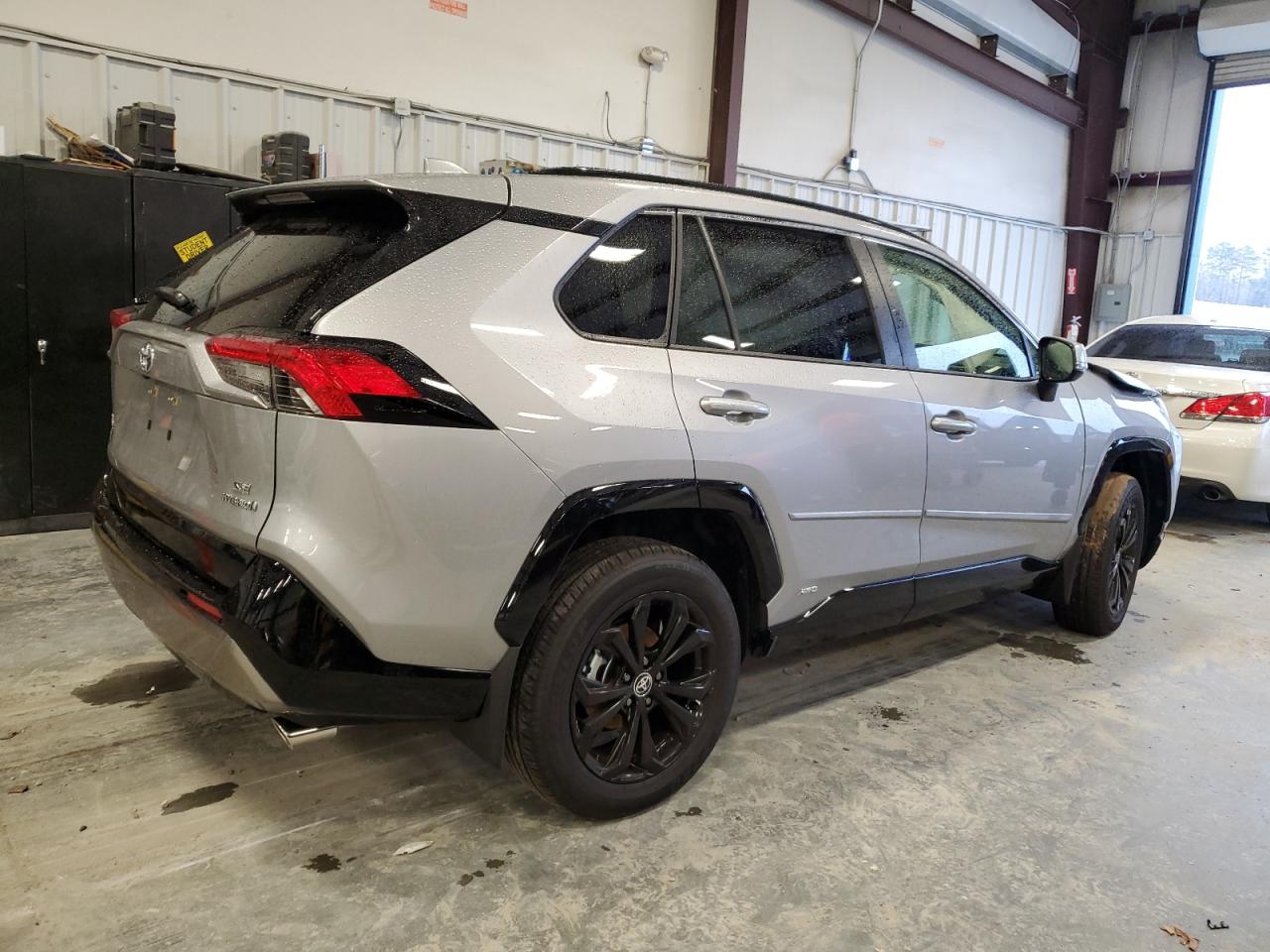 Photo 2 VIN: JTM16RFV2PD104700 - TOYOTA RAV 4 