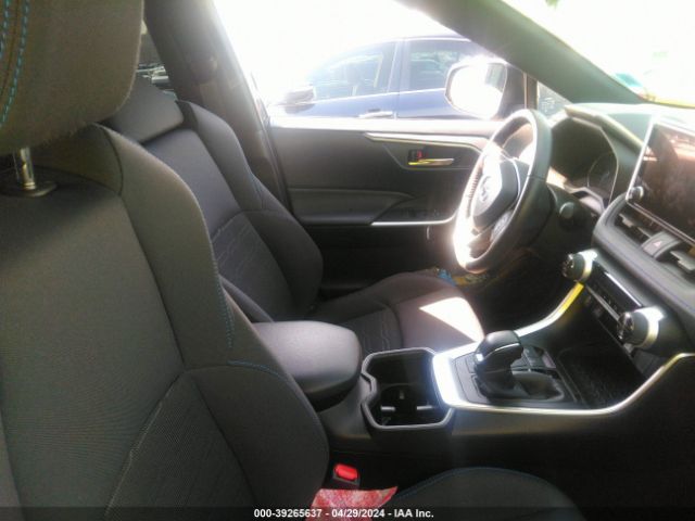 Photo 4 VIN: JTM16RFV3PJ026042 - TOYOTA RAV4 